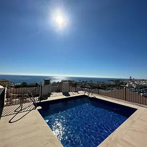 Tiyoweh Apartamento Nerja