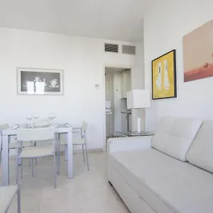 Appartamento Rentalsevilla Confortable Cerca Del Barrio De Santa Cruz, Siviglia