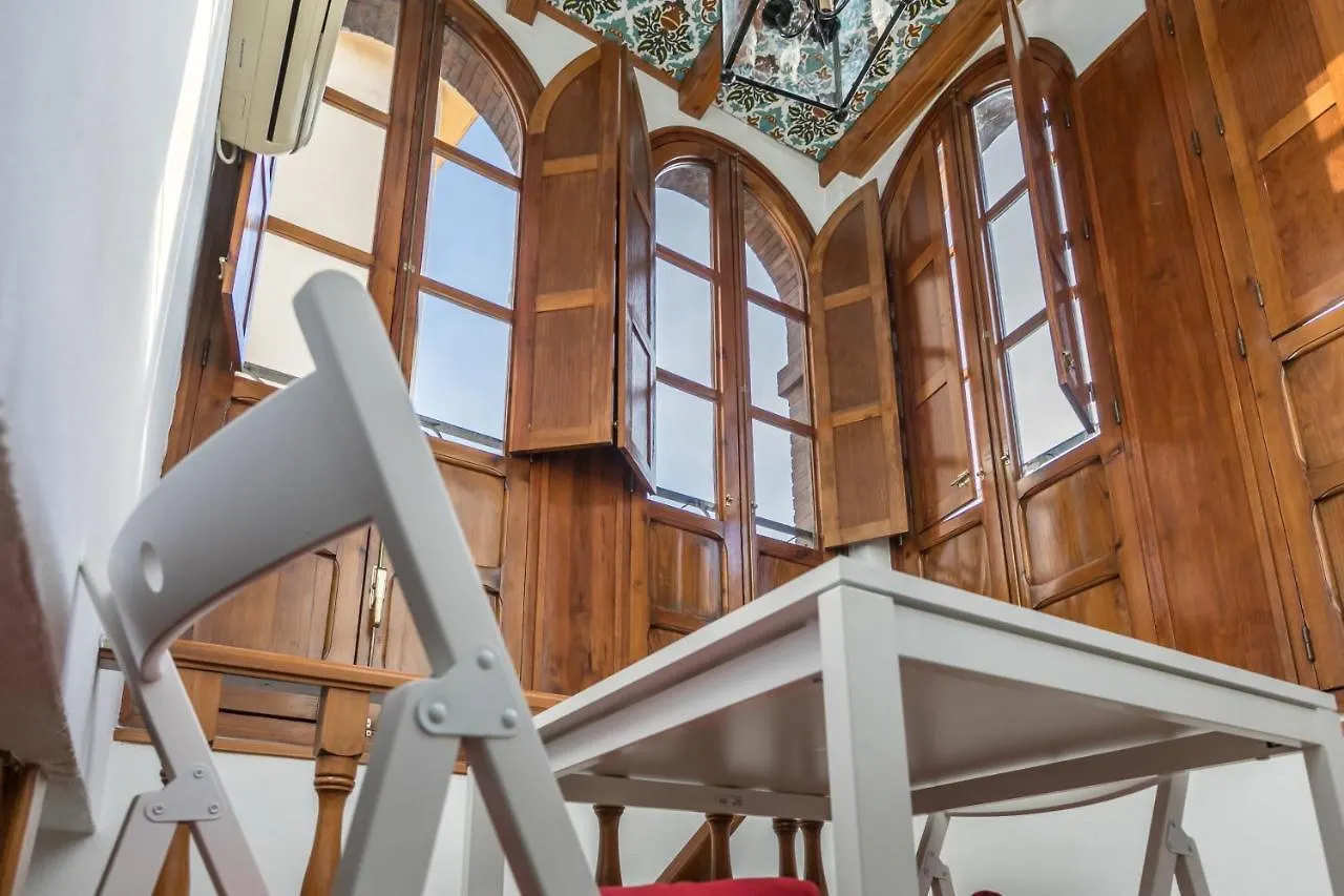Duplex Jesús Gran Poder 4. Plaza de la Gavidia Sevilla
